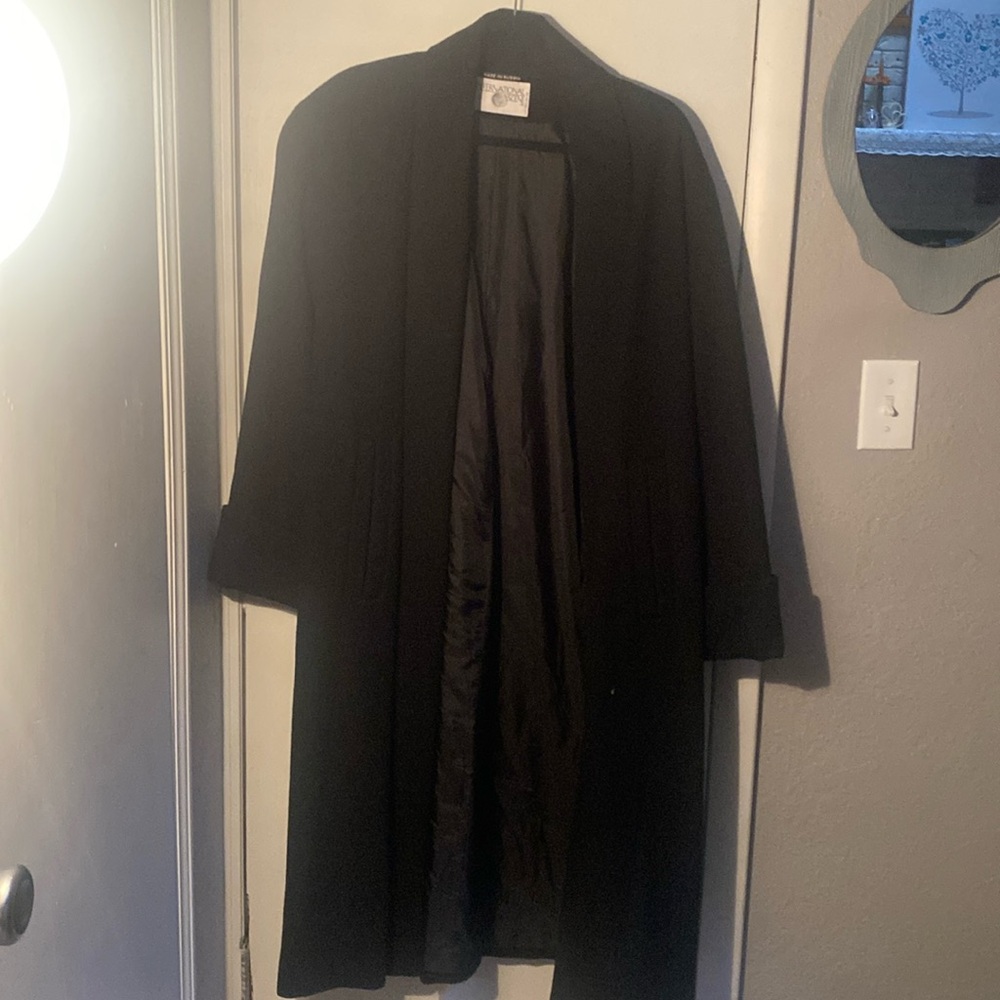International Scene trench coat